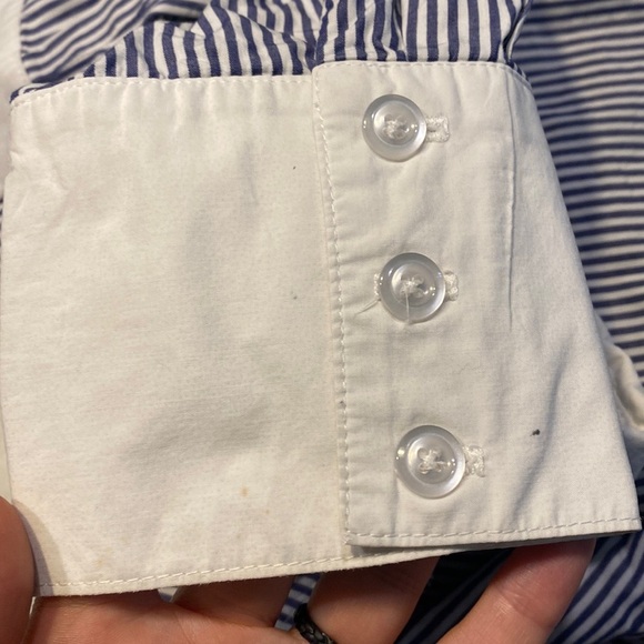 Bloomingdale’s perfect relaxed fit blue & white pin striped button down 24W - Picture 4 of 8